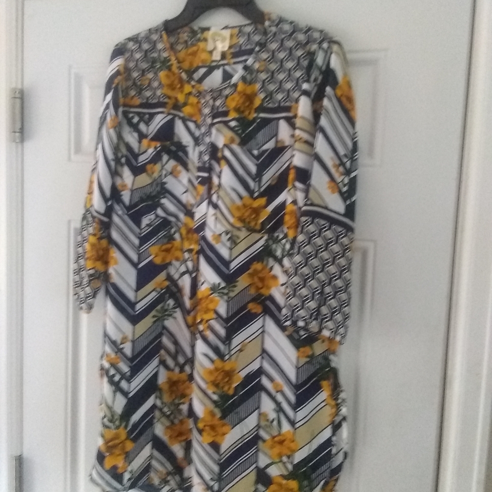 Fig and Flower Multi Color Dress / Tunic SZ SMALL NWOT